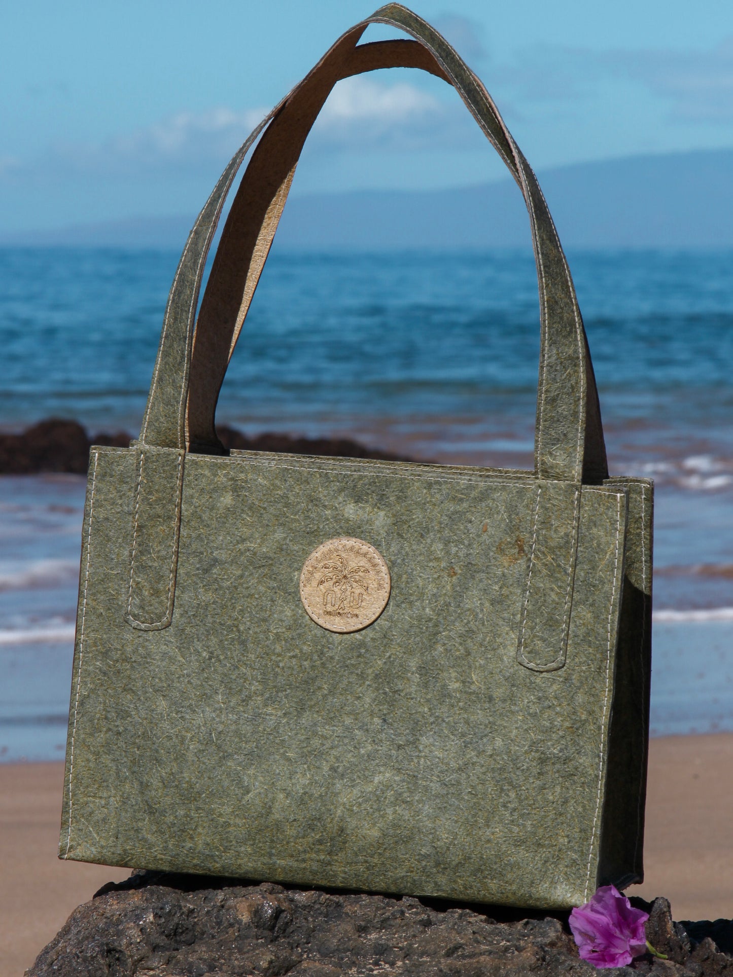 Lahainaluna Large Tote