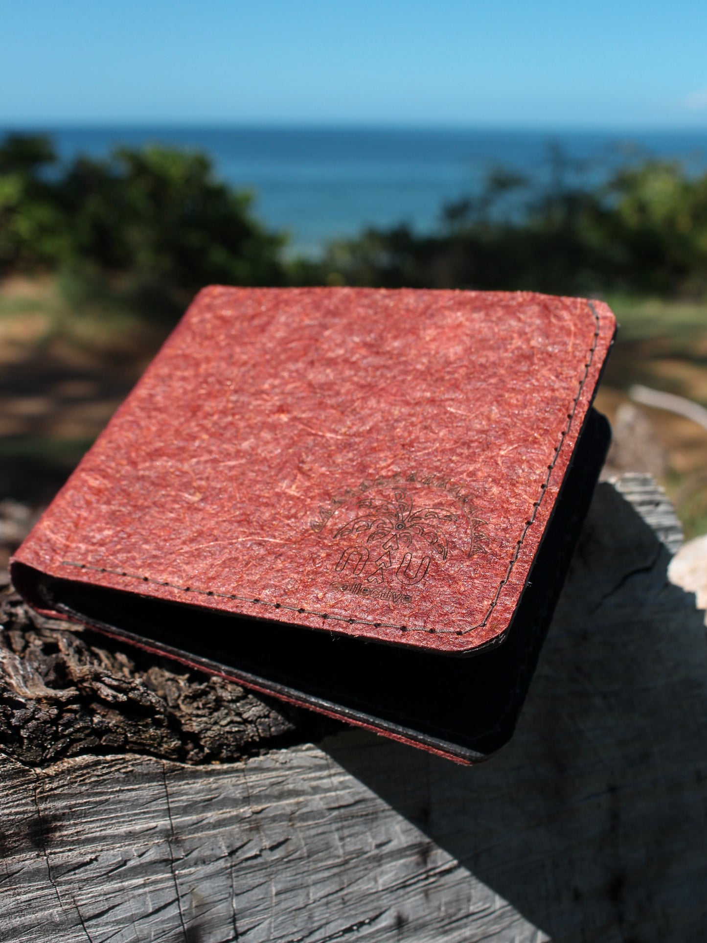 Kahili Bifold Wallet